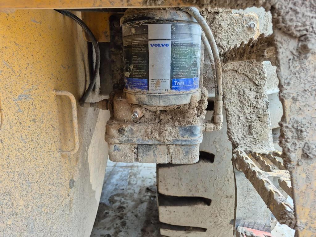 Volvo L 120 H Wielladers