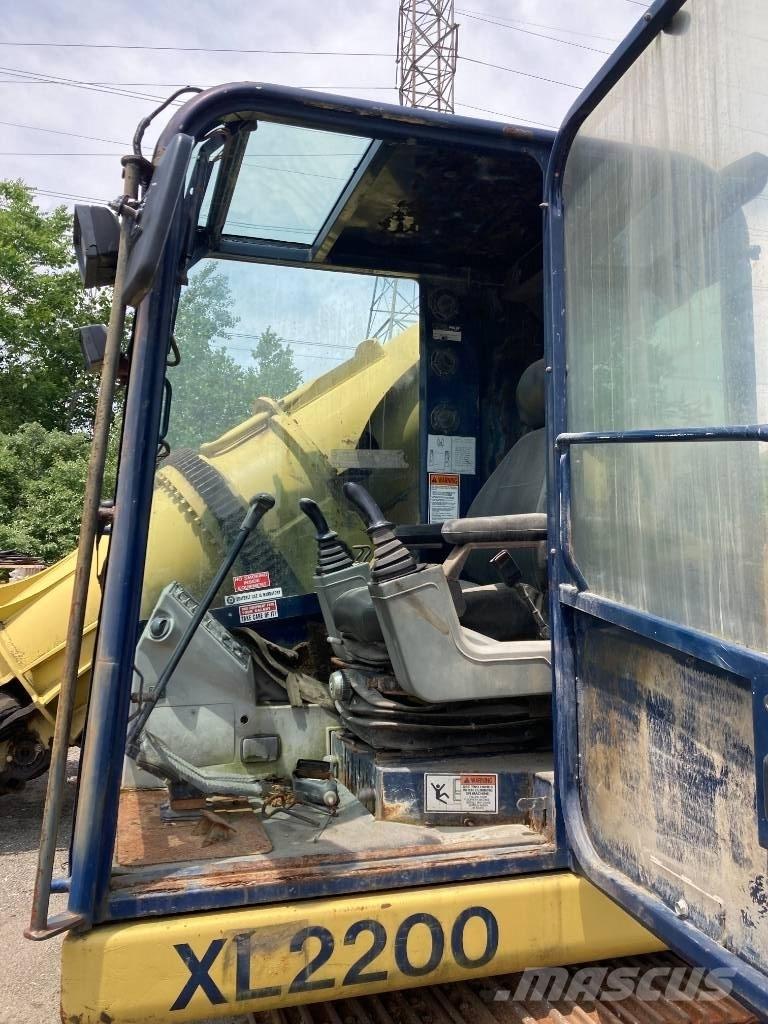 Gradall XL 2200 Rupsgraafmachines