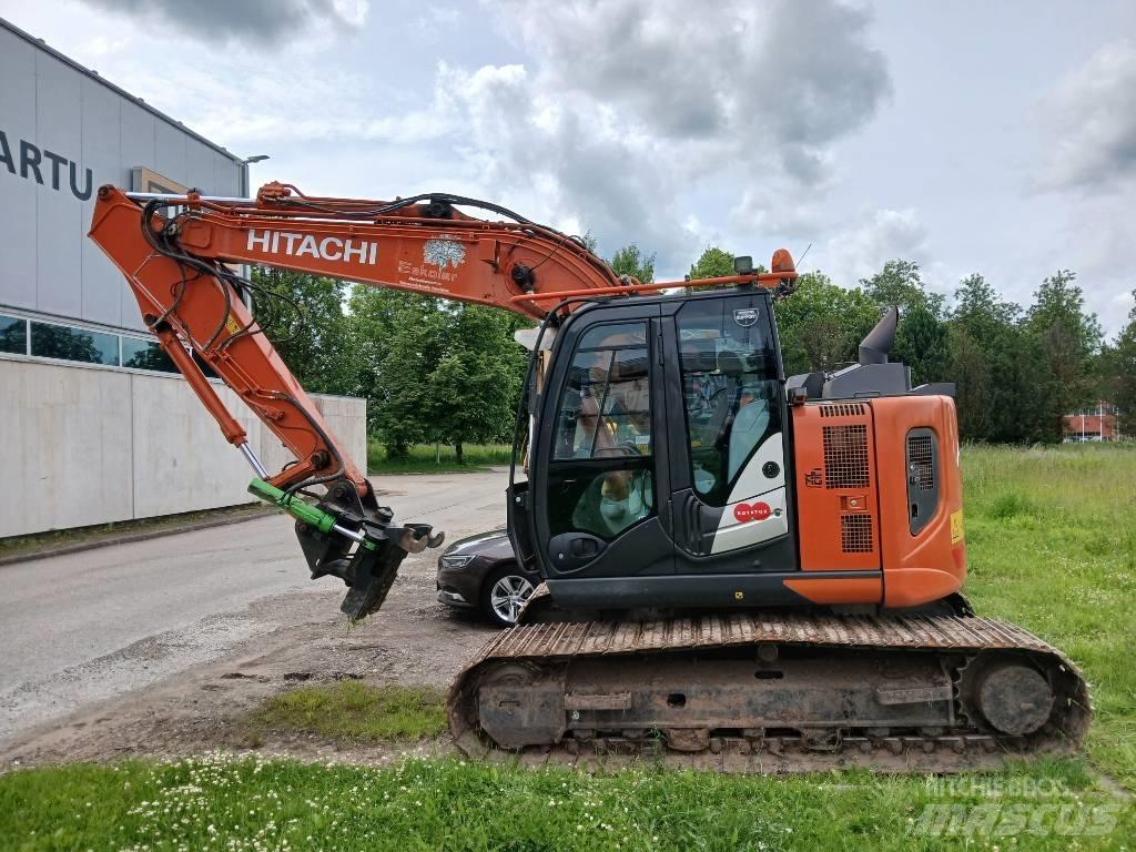 Hitachi ZX 135 US-6 Rupsgraafmachines