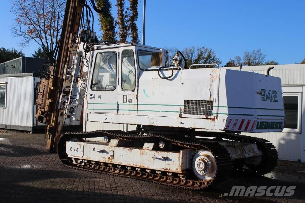 Liebherr R 942 Heistellingen
