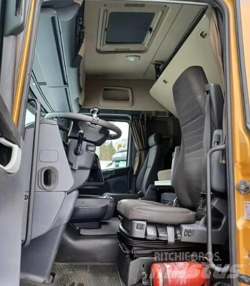 Scania R 410 6x2 Trekkers