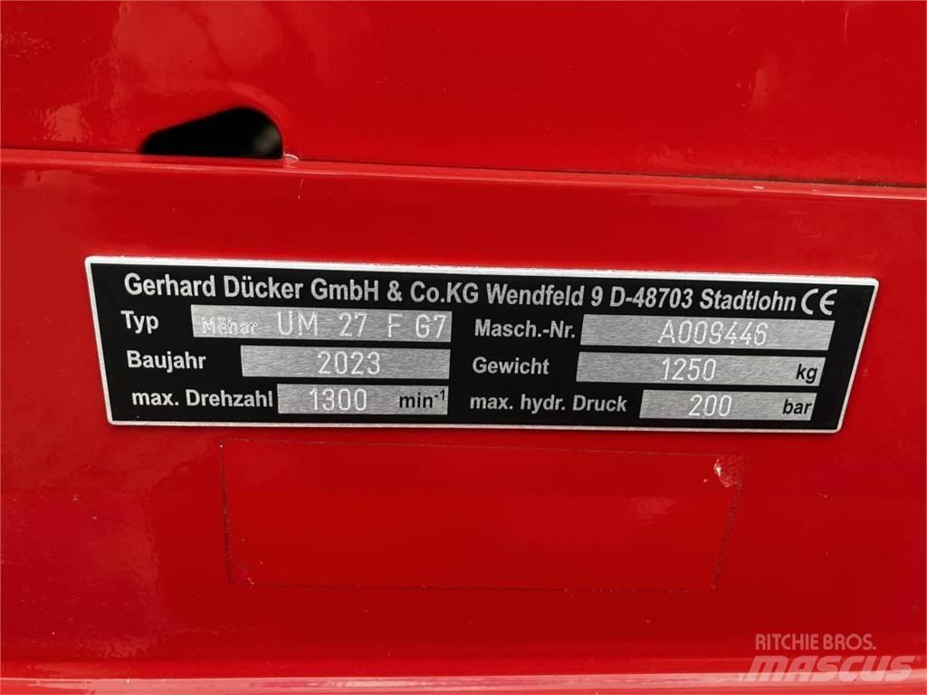 Dücker UM-27 Klepelmaaiers