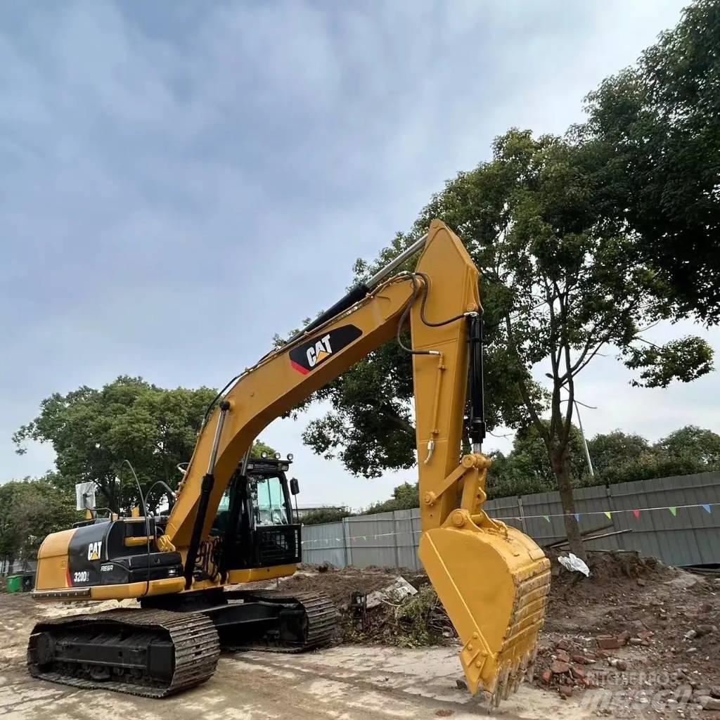 CAT 320 D2 Rupsgraafmachines
