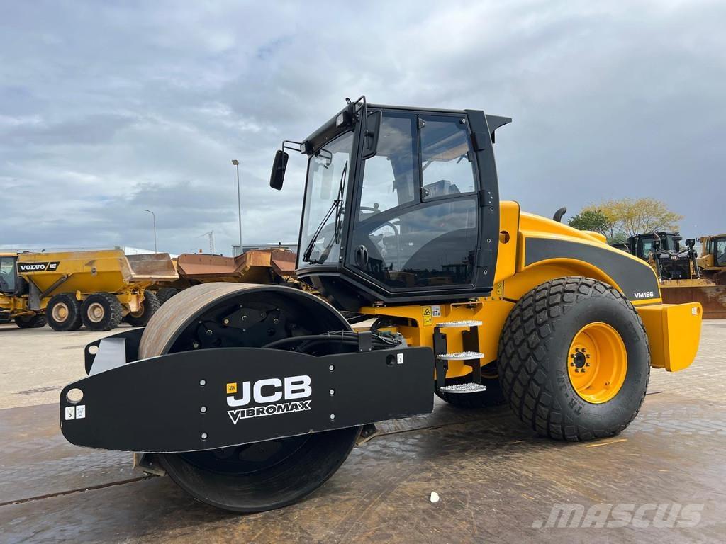 JCB VM166D Trilrolwalsen