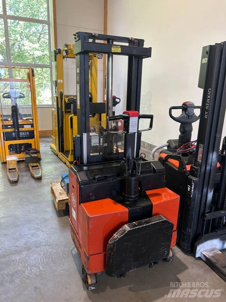 BT LSF 1250 E / 10 Stapelaar meeloop