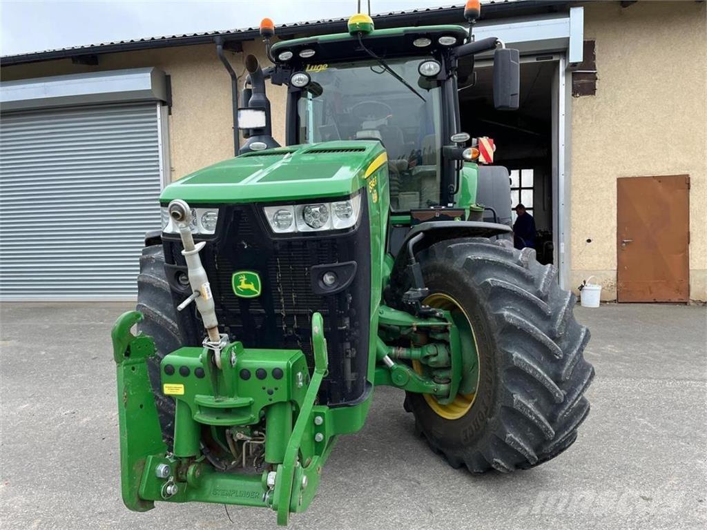 John Deere 8345R Tractoren