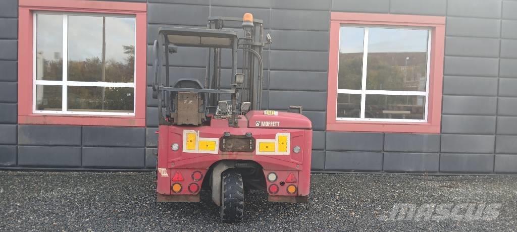 Moffett M5 25.3 Diesel heftrucks