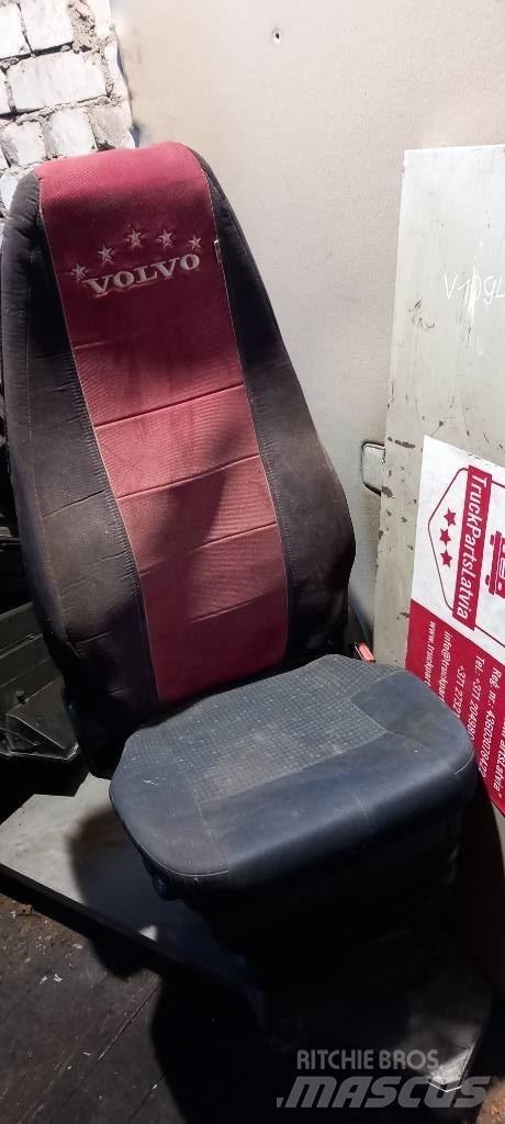 Volvo FH 13.   20591480 Cabine en interieur