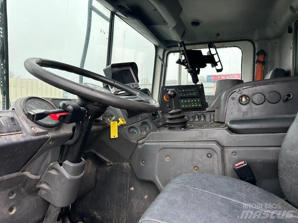 Mack MRU613 Vuilniswagens