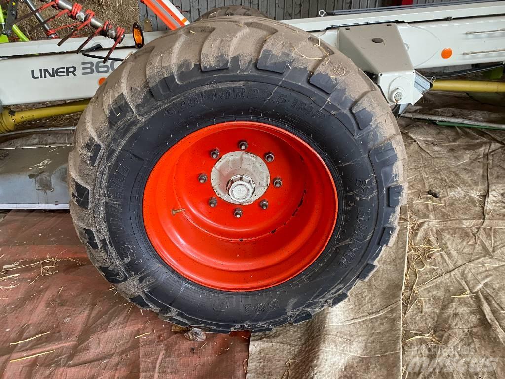 CLAAS Liner 3600 Schudders