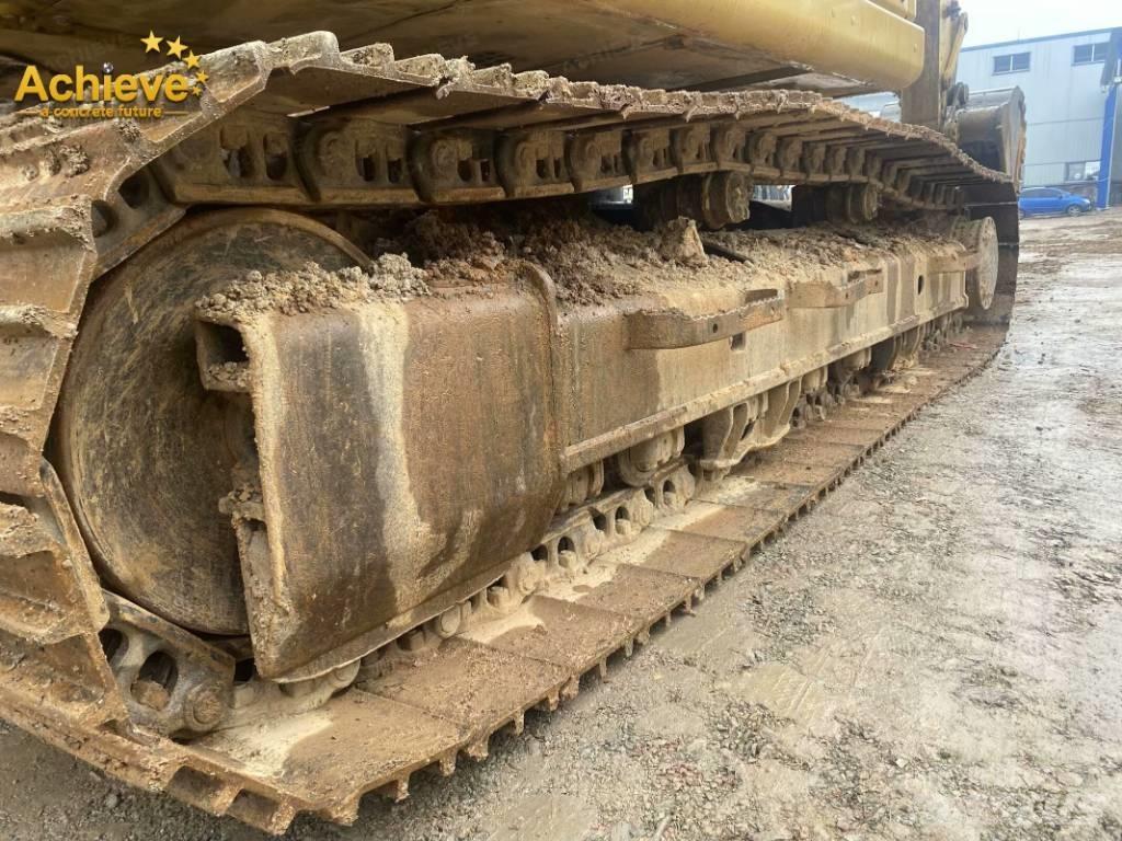 CAT 320 Rupsgraafmachines