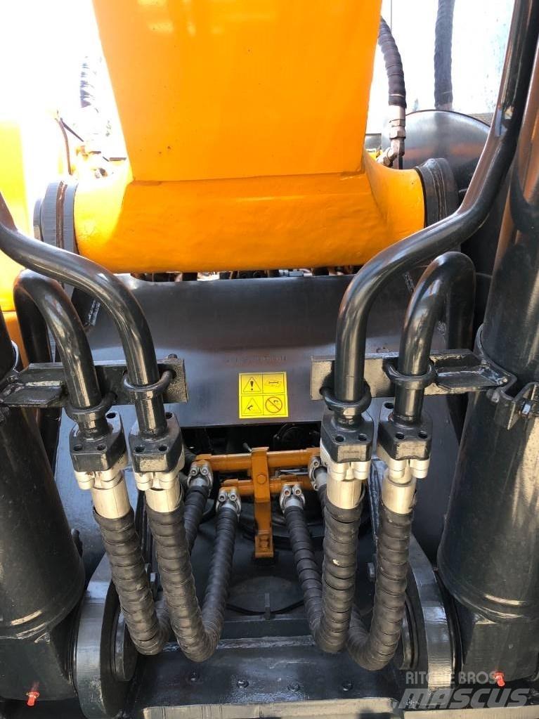 Hyundai R220-9s Rupsgraafmachines