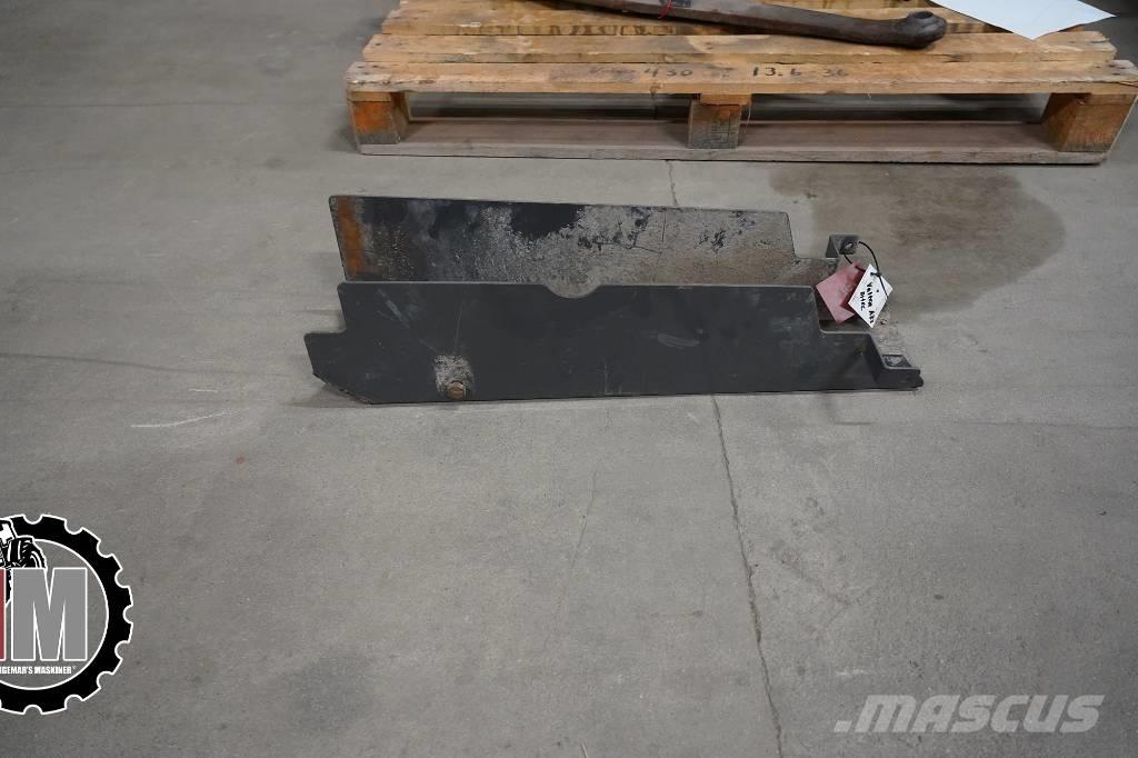 Valtra A 83 HT Skydd Chassis en ophanging
