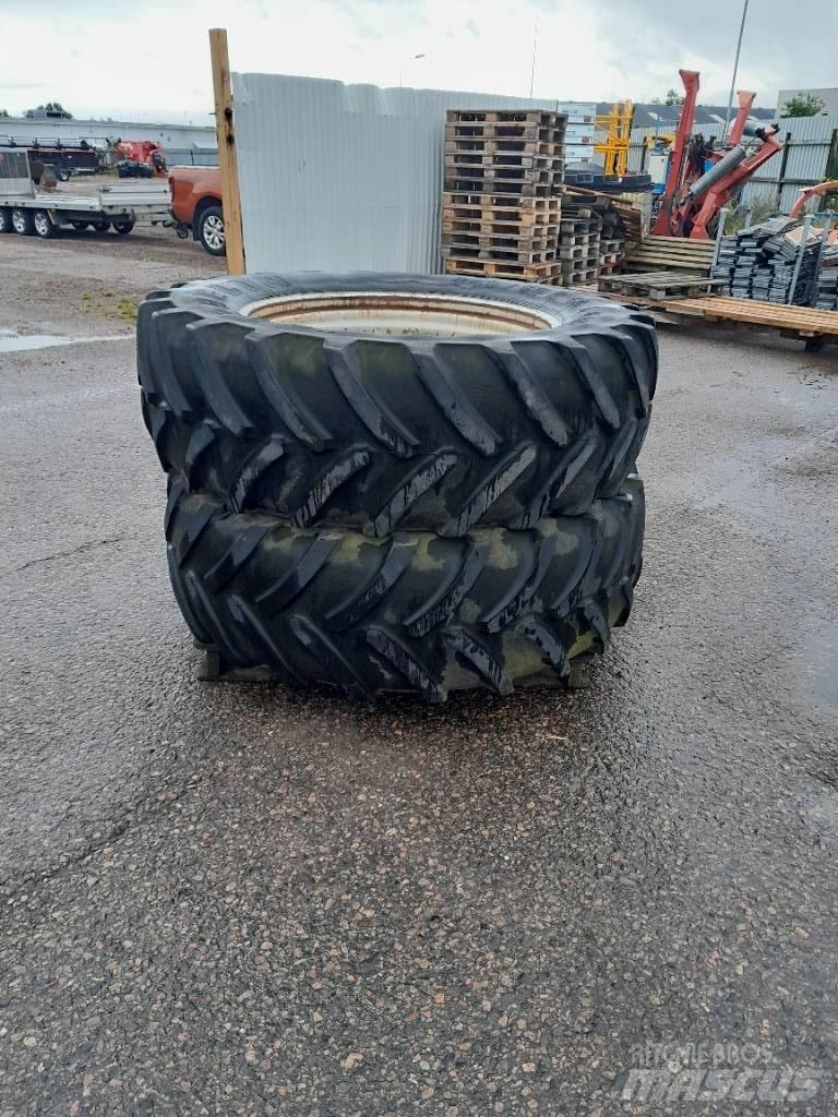 Michelin 540/65R38 Banden, wielen en velgen