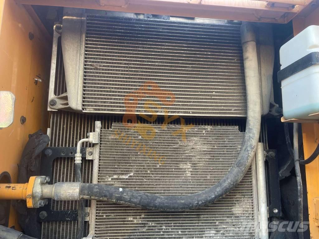 Hyundai Robex 225 Rupsgraafmachines