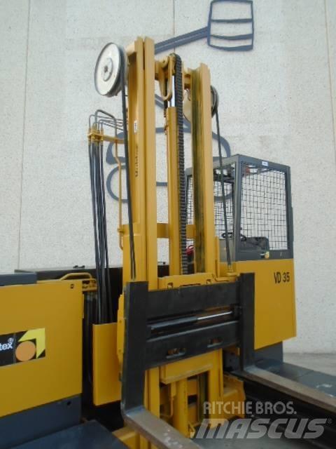 Hubtex VD 35 Four-way truck