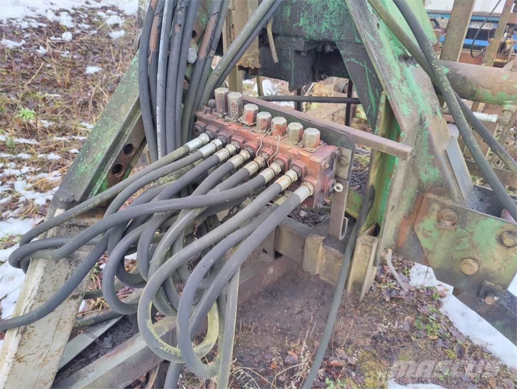  Kornos 2010 Bosbouwaanhangers