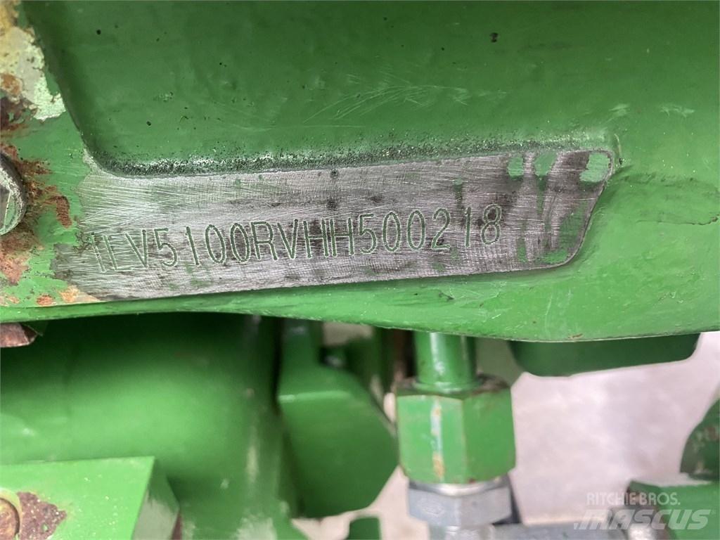 John Deere 5100 R Tractoren