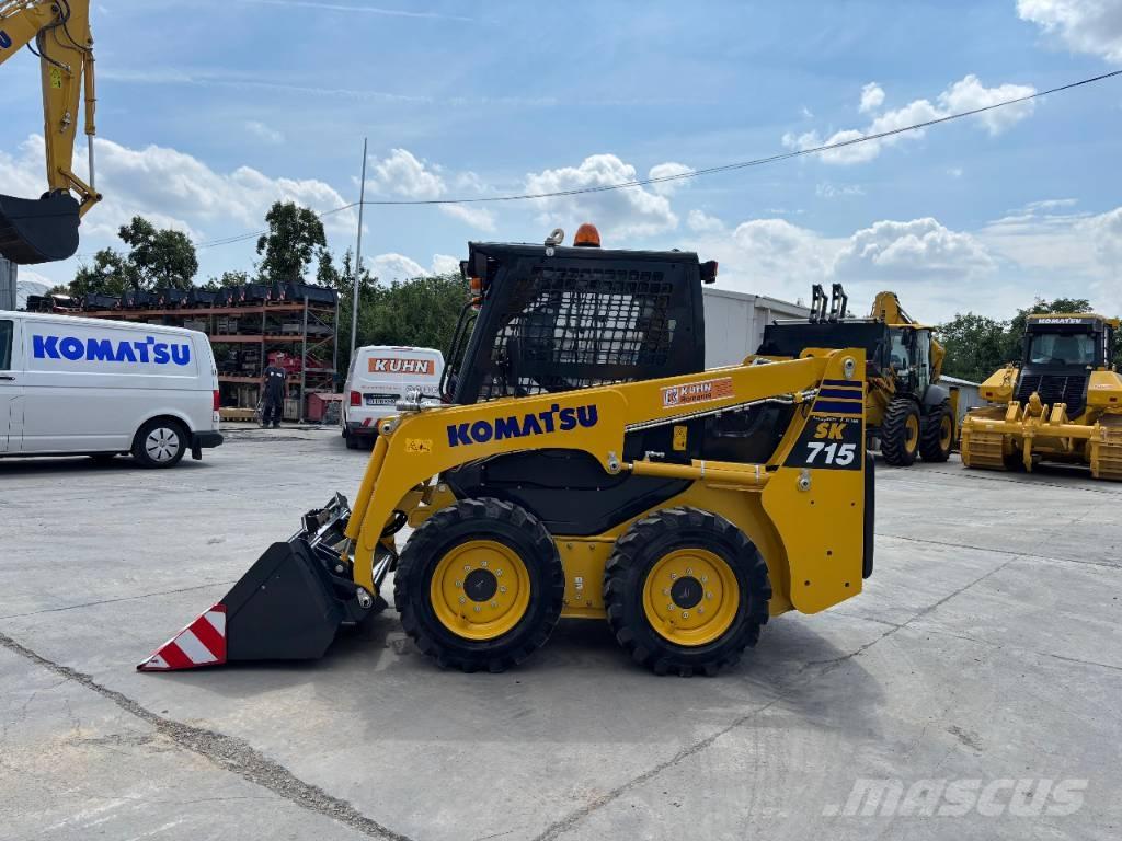 Komatsu SK 715-8 Schrankladers