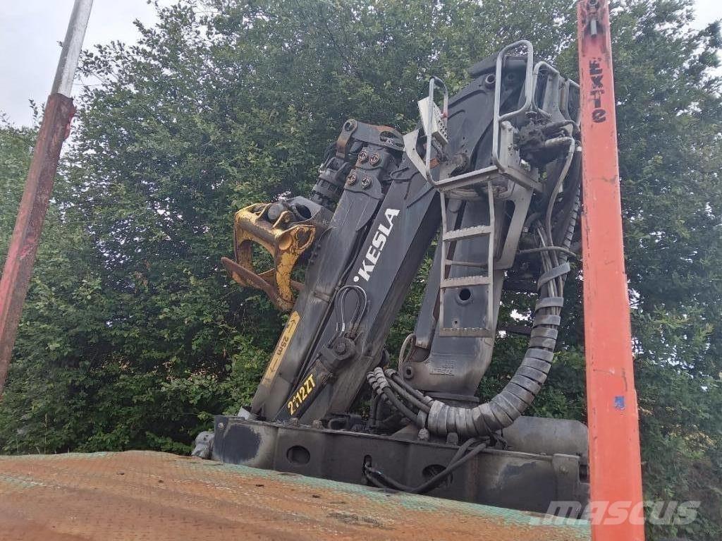 Kesla 2112ZT96 Graafmachines voor de bosbouw