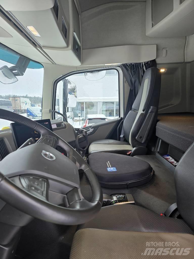 Volvo FM Electric Vrachtwagen met containersysteem