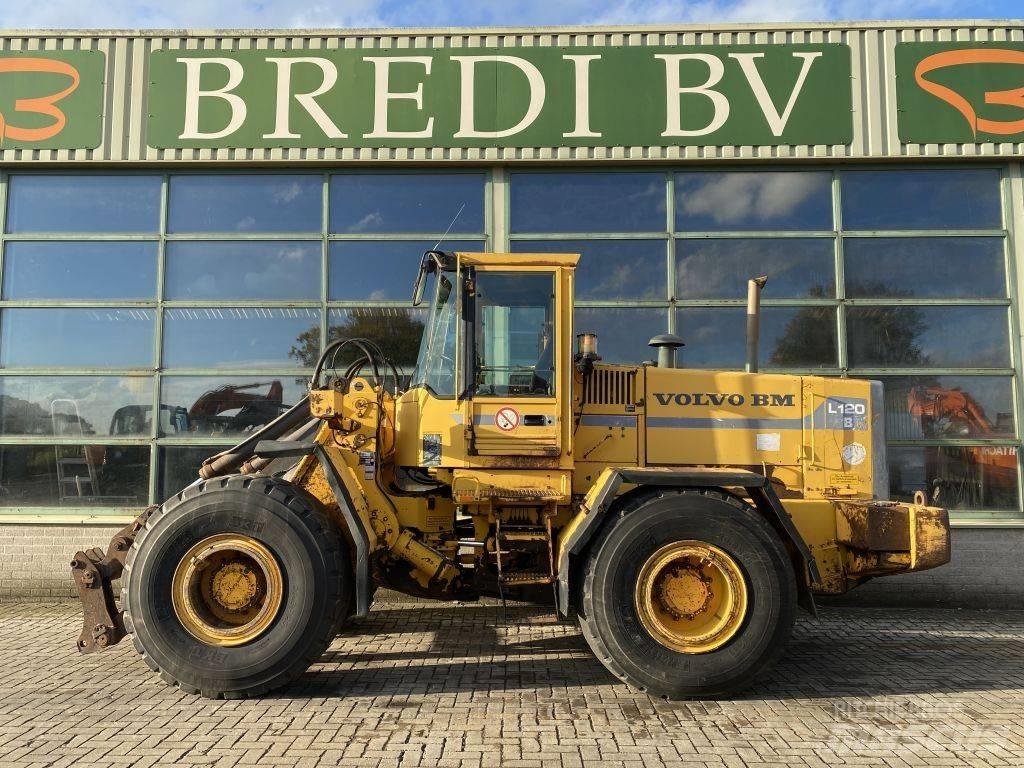 Volvo BM L 120 B Wielladers