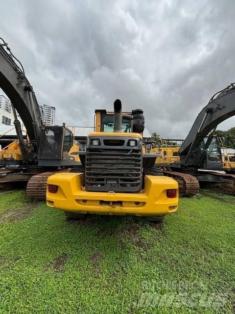 Volvo L 90 F Wielladers