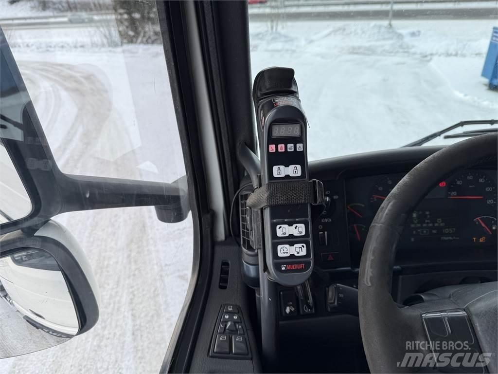 Volvo FH540 6x2 Vrachtwagen met containersysteem