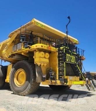 Komatsu 830 E-5 Knik dumptrucks
