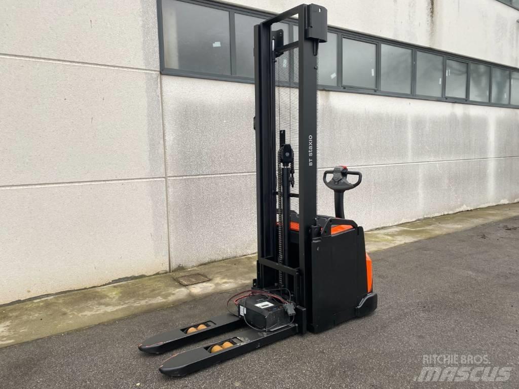 Toyota SWE160 Stapelaar meeloop