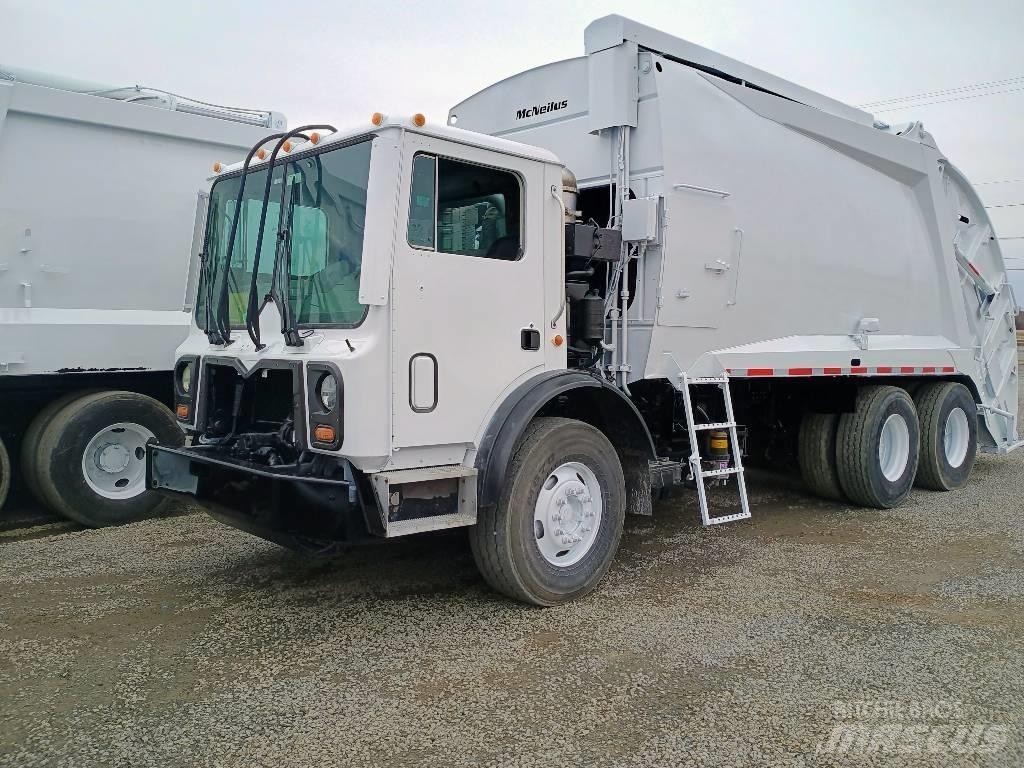 Mack MRU613 Vuilniswagens