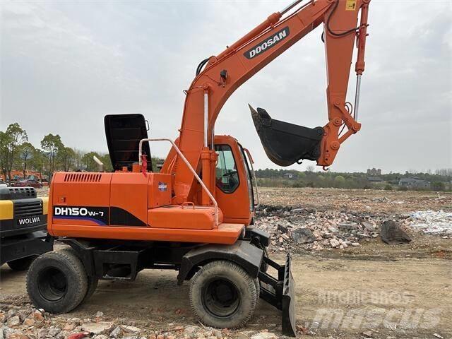 Doosan DH150W Wielgraafmachines