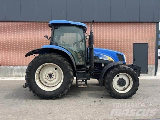 New Holland T6030 Tractoren