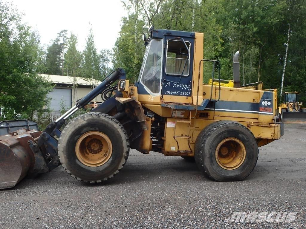 Komatsu WA 250-1 Wielladers