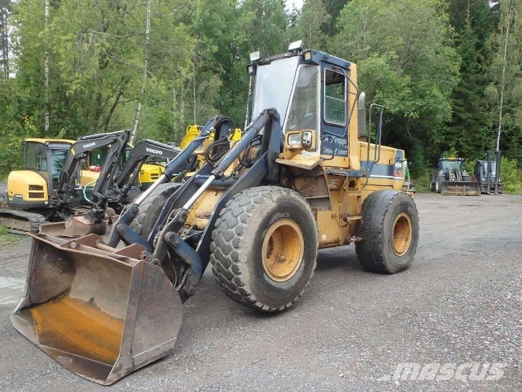 Komatsu WA 250-1 Wielladers