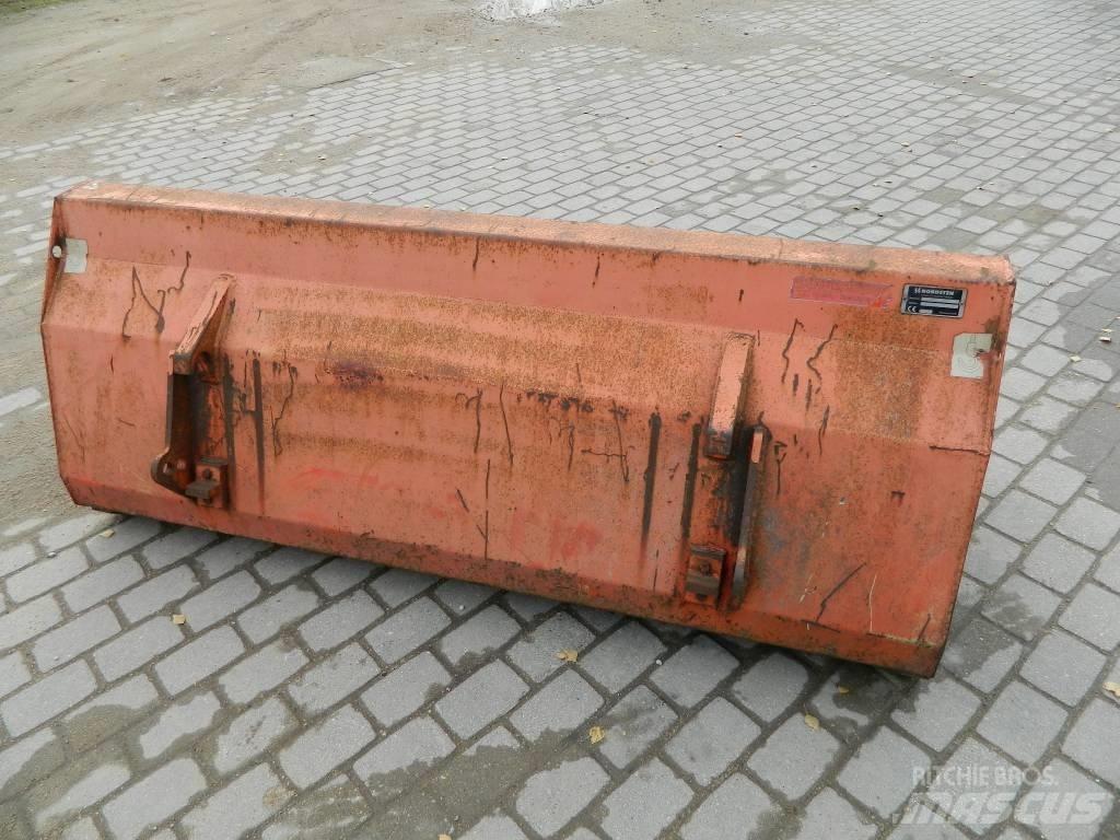  Kauss 18 Overige laad- en graafmachines