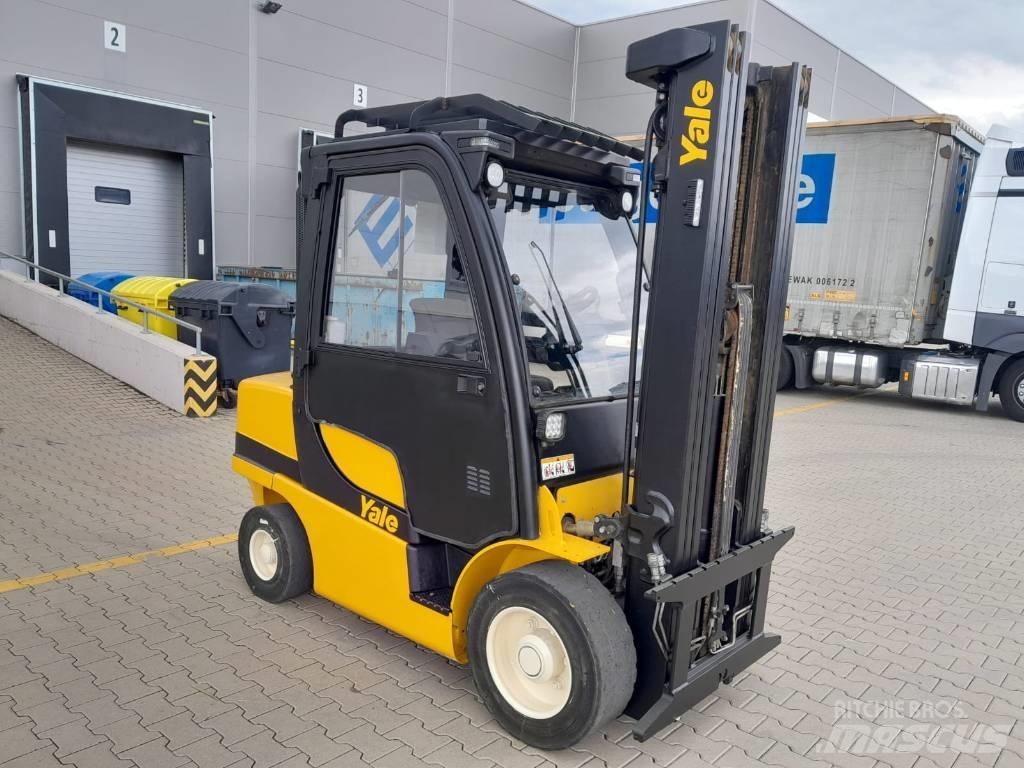 Yale GDP35VX Diesel heftrucks