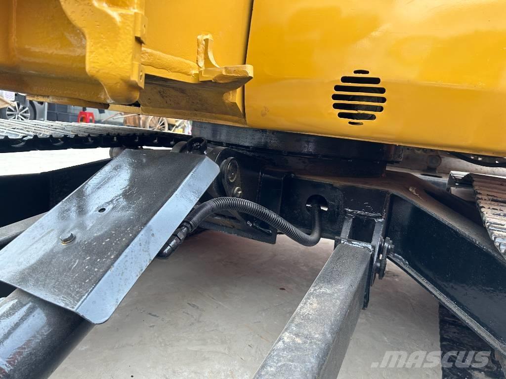 CAT 304 Rupsgraafmachines
