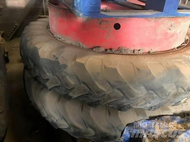 Stocks ROW CROPS Banden, wielen en velgen