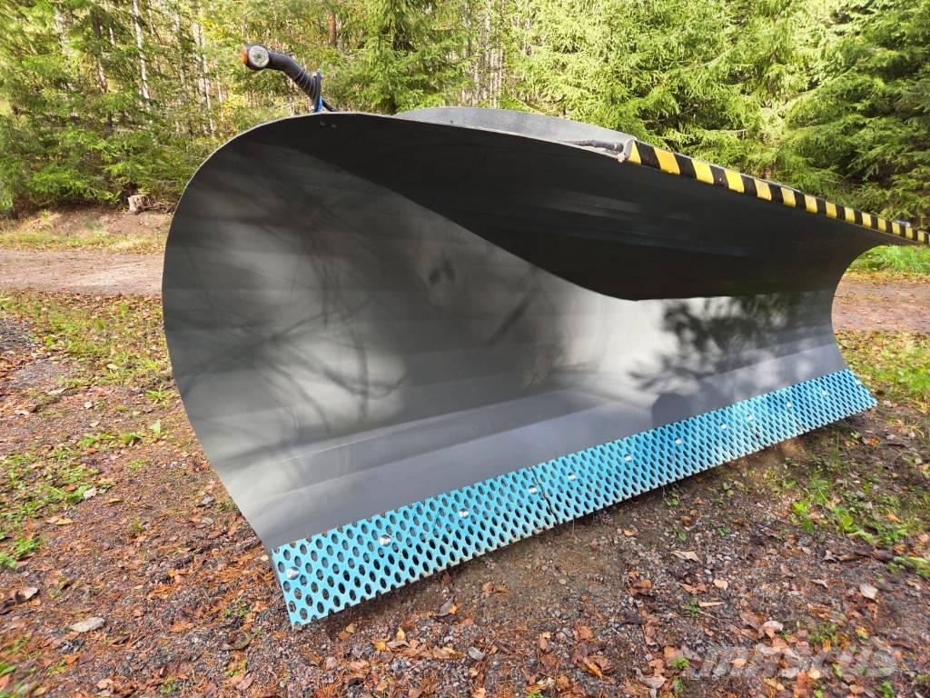 Snowek AA 320 Sneeuwschuivers en -ploegen