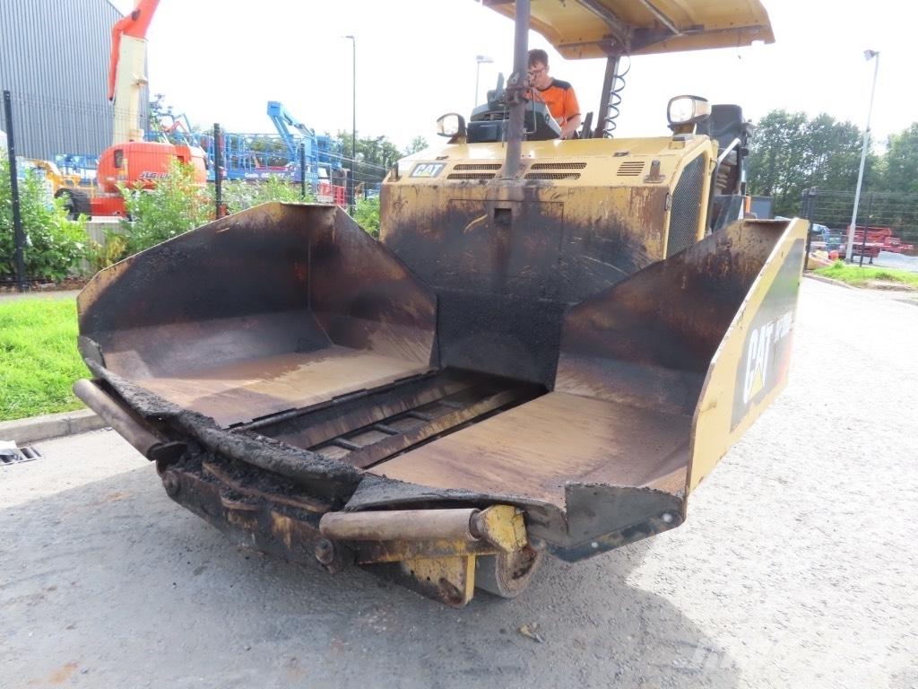 CAT AP 300 Asfaltafwerkmachines