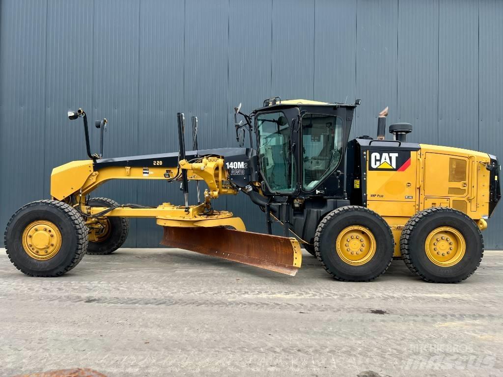 CAT 140M2 AWD Graders