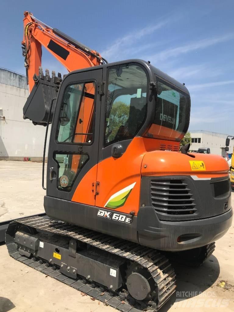 Doosan DX 60 Minigraafmachines < 7t