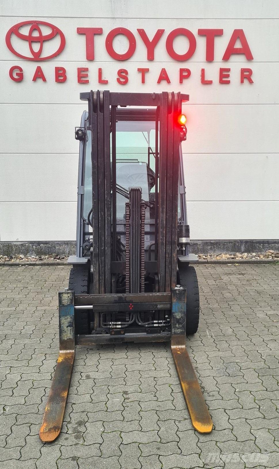 Toyota 02-8FGF25 LPG heftrucks