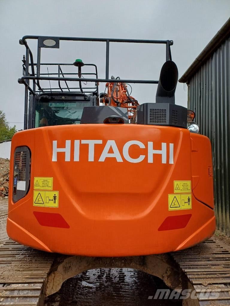 Hitachi ZX 135 US-6 Rupsgraafmachines