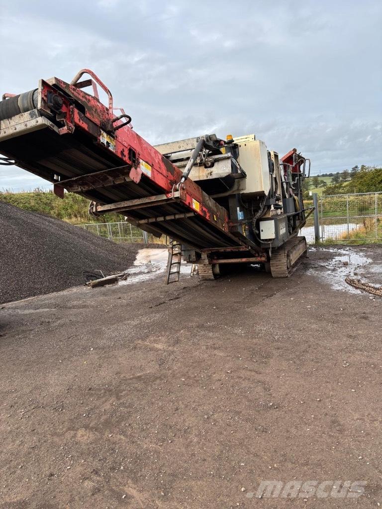 Sandvik QJ 241 Mobile crushers