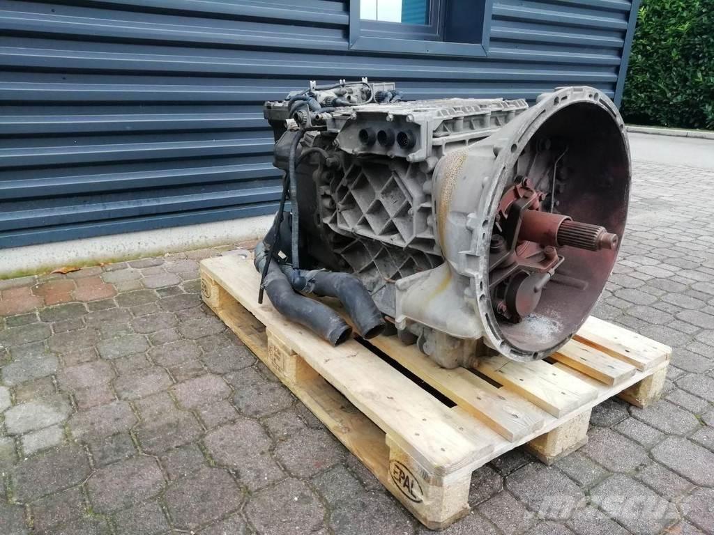 Volvo VT2412B Versnellingsbakken