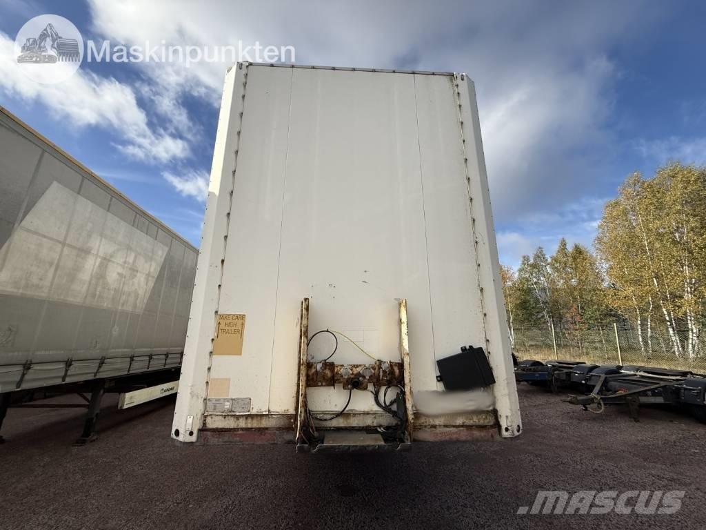 Schmitz SKO 24 Gesloten opleggers