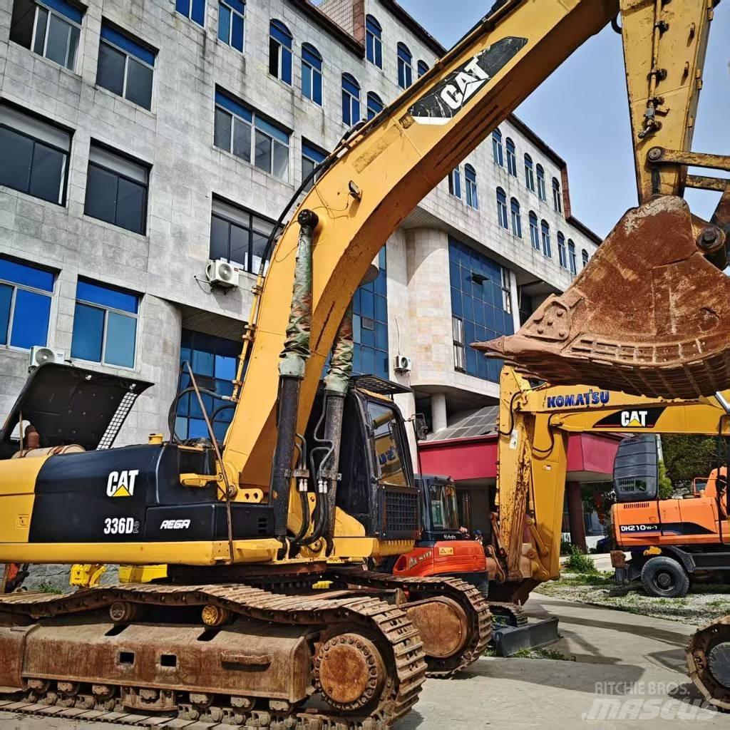 CAT 336 D2 Rupsgraafmachines