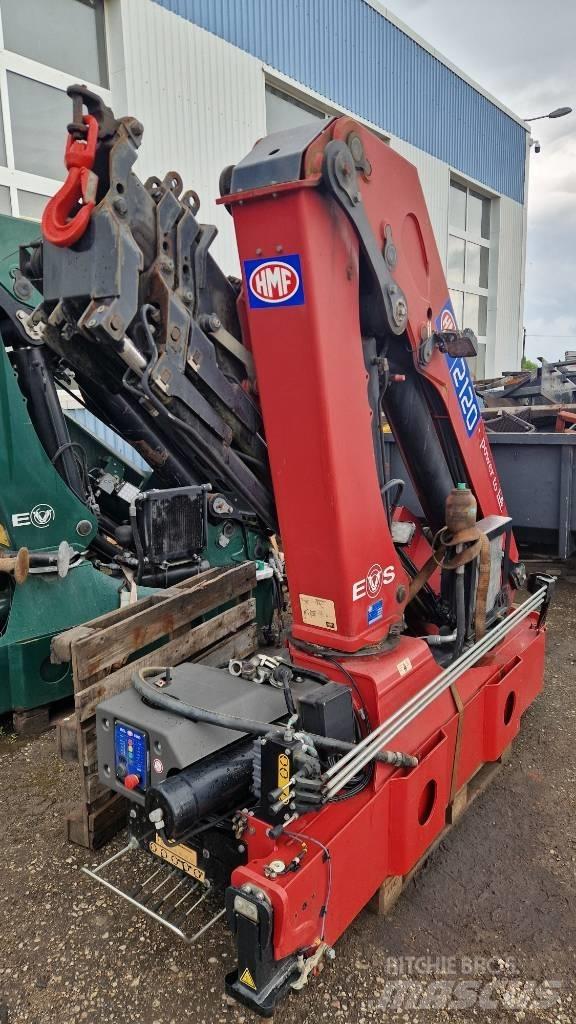 HMF 2120K4  700 hours Laadkranen